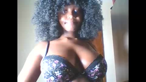 Snapshot of lovely_princes1 chatting on March 9, 7:37 pm I am witty online show from March 9, 7:37 pm