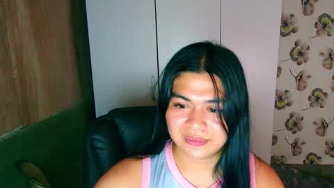 Snapshot of lovely_ricaxxx chatting on October 19, 6:41 pm lovely_ricaxxx online show from October 19, 6:41 pm