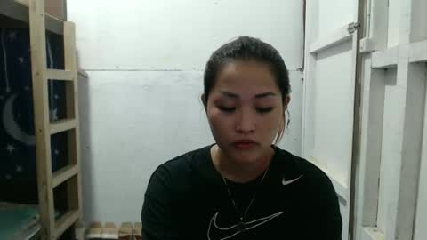 Snapshot of lovely_singlemom chatting on May 6, 5:14 am ask me dear online show from May 6, 5:14 am