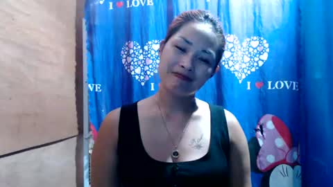 Snapshot of lovely_singlemom chatting on July 23, 1:58 am ask me dear online show from July 23, 1:58 am