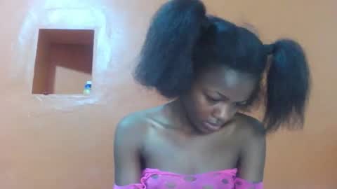 Lovely yvonne online show from October 25, 12:13 pm