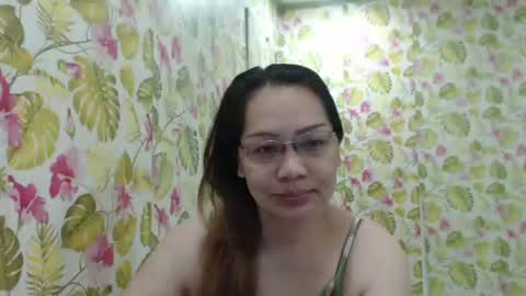 Snapshot of lovelyasiancutie chatting on November 27, 9:06 pm lovelyasiancutie online show from November 27, 9:06 pm