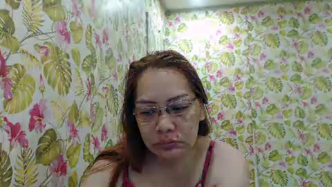 Snapshot of lovelyasiancutie chatting on December 18, 9:10 pm lovelyasiancutie online show from December 18, 9:10 pm