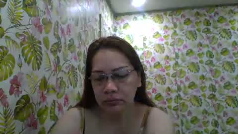 Snapshot of lovelyasiancutie chatting on January 5, 8:23 pm lovelyasiancutie online show from January 5, 8:23 pm