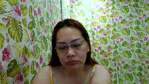 Snapshot of lovelyasiancutie chatting on February 5, 7:51 pm lovelyasiancutie online show from February 5, 7:51 pm