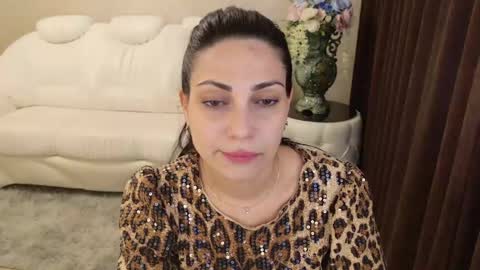 Snapshot of lovelybeatricee chatting on June 2, 11:01 am Beatrice online show from June 2, 11:01 am
