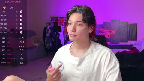 Snapshot of lovelydany3 chatting on December 22, 4:27 pm lovelydany3 online show from December 22, 4:27 pm