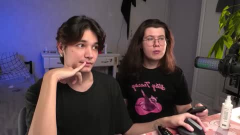 Snapshot of lovelydany3 chatting on November 21, 3:22 pm lovelydany3 online show from November 21, 3:22 pm