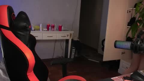 Snapshot of lovelydany3 chatting on November 23, 12:27 pm lovelydany3 online show from November 23, 12:27 pm