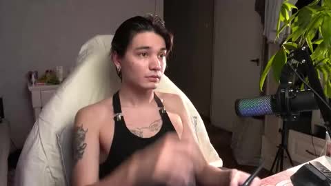 Snapshot of lovelydany3 chatting on November 29, 2:09 pm lovelydany3 online show from November 29, 2:09 pm