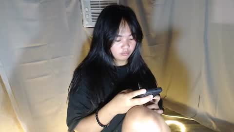 Snapshot of lovelykadita chatting on November 6, 12:11 am Kadita3 online show from November 6, 12:11 am