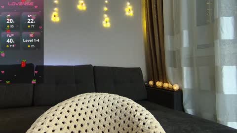 Kate only online show from January 4, 1:21 pm