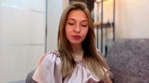 Kate only online show from October 5, 5:33 pm