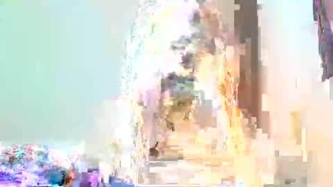 Snapshot of lovelykimts32 chatting on December 18, 10:54 am lovelykimts32 online show from December 18, 10:54 am