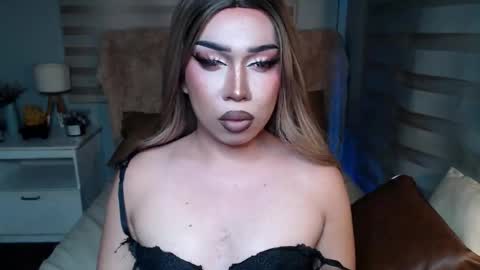 Snapshot of lovelymarie69 chatting on November 23, 11:32 am Rebeca online show from November 23, 11:32 am