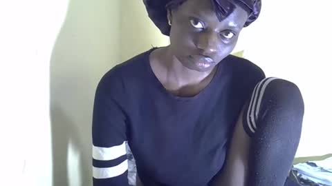 lovelymee2 online show from October 21, 2:12 am