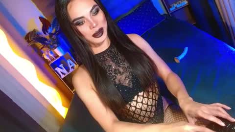Snapshot of lovelymiss_shyna11 chatting on July 23, 10:19 pm lovelymiss_shyna11 online show from July 23, 10:19 pm