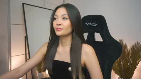 kim online show from January 25, 3:09 pm