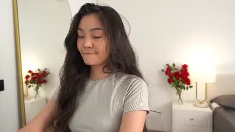 kim online show from July 31, 10:58 am