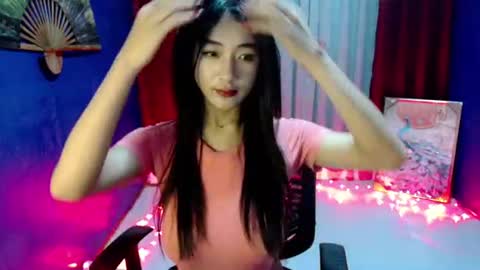 Snapshot of lovelypetite143 chatting on July 8, 3:49 pm lovelypetite143 online show from July 8, 3:49 pm