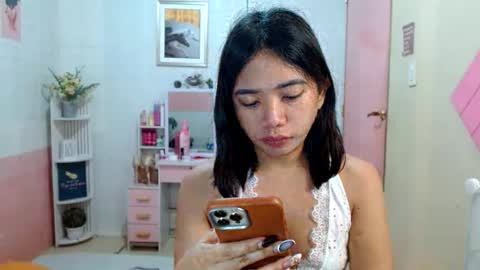 lovelypetitebigcock online show from February 12, 2:12 pm