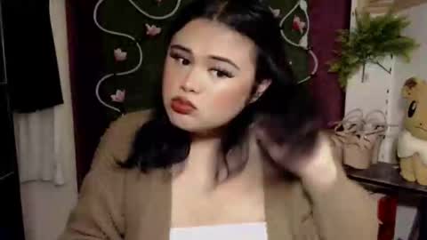 Snapshot of lovelypinaychubsx chatting on October 26, 6:36 pm lovely online show from October 26, 6:36 pm