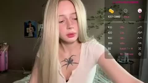 Snapshot of lovelyrachel__ chatting on July 30, 1:43 pm LovelyRachel online show from July 30, 1:43 pm