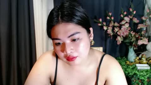 Snapshot of lovelyrhean chatting on November 21, 2:32 am Rhean online show from November 21, 2:32 am