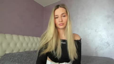 Lovely Rose online show from February 13, 10:11 am