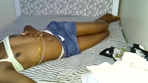 Snapshot of lovelytin chatting on October 6, 9:45 pm lovelytin online show from October 6, 9:45 pm