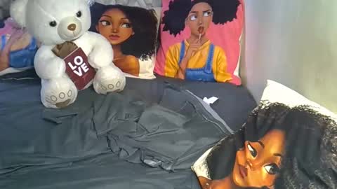 lovelytin online show from March 3, 1:39 pm