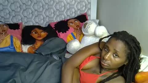 lovelytin online show from March 5, 11:01 pm