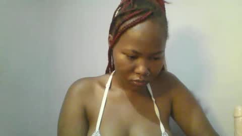 Snapshot of lovelyy_dreams chatting on May 5, 3:14 am Hanna online show from May 5, 3:14 am
