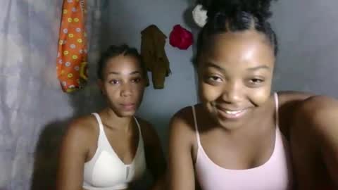 Snapshot of lovemarie08 chatting on April 11, 5:17 pm lovemarie08 online show from April 11, 5:17 pm