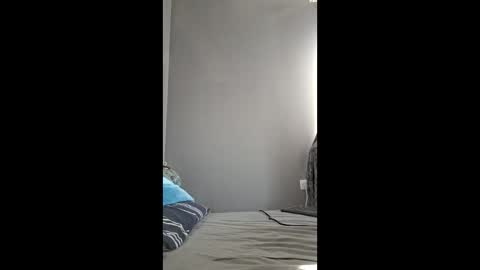 lovepussy9825 online show from March 2, 7:15 am