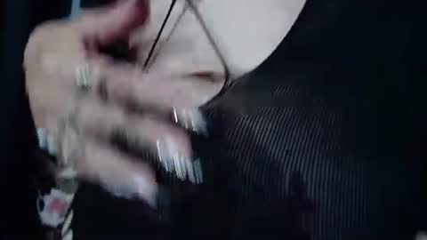 Snapshot of lover_mature2 chatting on October 18, 9:59 pm Mature lover2 online show from October 18, 9:59 pm