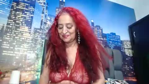 Snapshot of lover_mature2 chatting on October 29, 1:52 am Mature lover2 online show from October 29, 1:52 am
