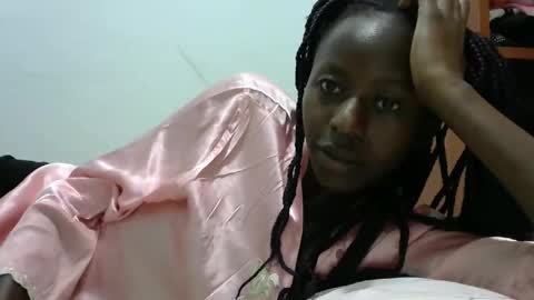 Snapshot of lovergal222 chatting on January 9, 5:44 am lovergal222 online show from January 9, 5:44 am