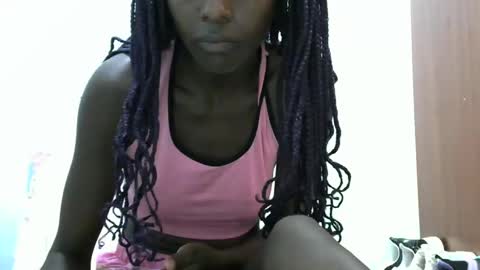 Snapshot of lovergal222 chatting on January 12, 5:03 am lovergal222 online show from January 12, 5:03 am