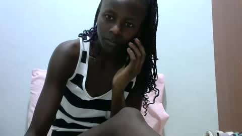 Snapshot of lovergal222 chatting on January 18, 7:37 pm lovergal222 online show from January 18, 7:37 pm