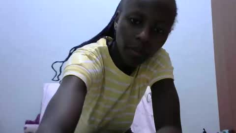 Snapshot of lovergal222 chatting on January 26, 1:25 pm lovergal222 online show from January 26, 1:25 pm