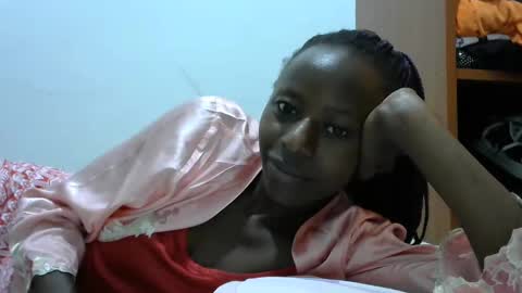 lovergal222 online show from January 28, 6:27 am