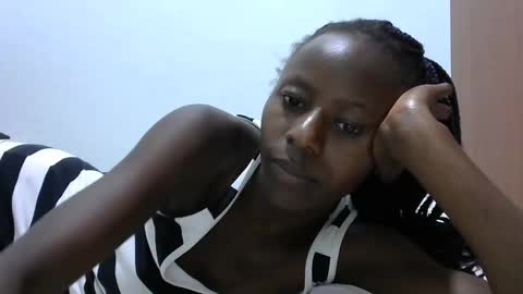 Snapshot of lovergal222 chatting on February 5, 4:03 pm lovergal222 online show from February 5, 4:03 pm