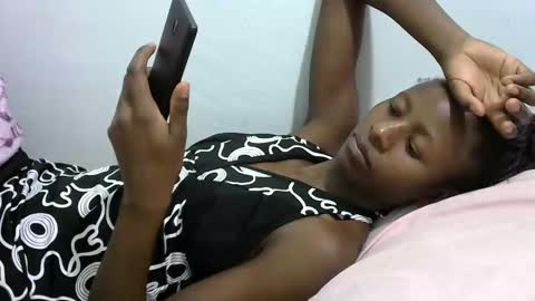 Snapshot of lovergal222 chatting on February 23, 10:31 pm lovergal222 online show from February 23, 10:31 pm