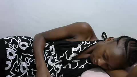 Snapshot of lovergal222 chatting on March 11, 12:22 am lovergal222 online show from March 11, 12:22 am