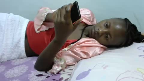 Snapshot of lovergal222 chatting on March 12, 4:51 am lovergal222 online show from March 12, 4:51 am