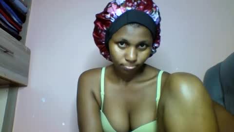 lovergal257 online show from March 24, 7:41 pm