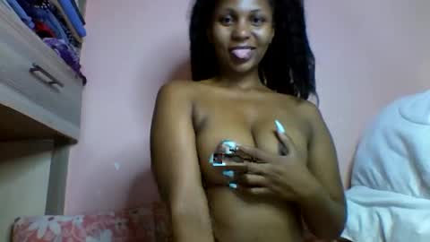 Snapshot of lovergal257 chatting on June 4, 7:47 am lovergal257 online show from June 4, 7:47 am