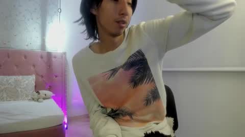 loverisu online show from February 22, 12:56 am