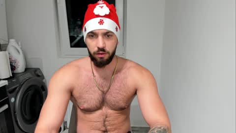 Snapshot of lovermike_ chatting on December 6, 4:36 am Mike online show from December 6, 4:36 am